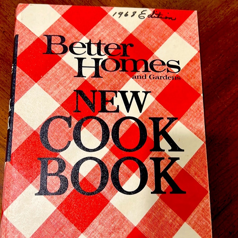Better Homes and Gardens New Cook Book - 1968 edition (sku 162)